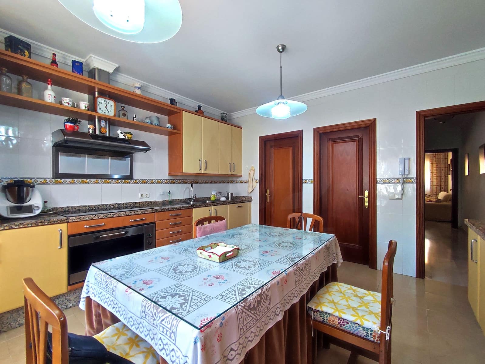 4 sypialnia Dom na sprzedaż w Marbella z basenem garażem - 1 570 000 € (Ref: 10173098)