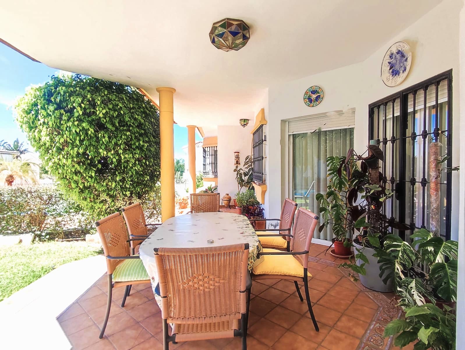 4 sypialnia Dom na sprzedaż w Marbella z basenem garażem - 1 570 000 € (Ref: 10173098)