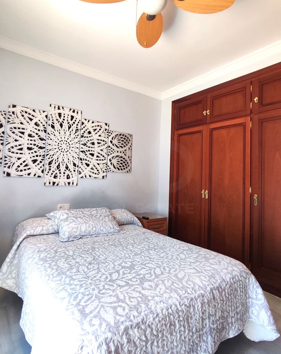 4 sypialnia Dom na sprzedaż w Marbella z basenem garażem - 1 570 000 € (Ref: 10173098)