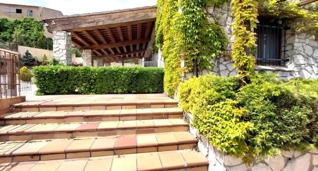 5 bedroom Townhouse for sale in Conesa with pool garage - € 385,000 (Ref: 10173100)