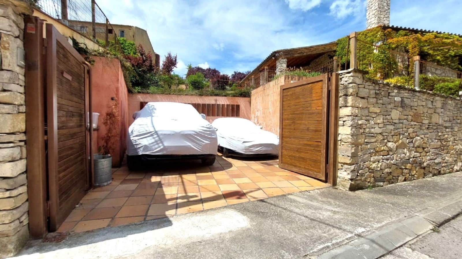 5 bedroom Townhouse for sale in Conesa with pool garage - € 385,000 (Ref: 10173100)