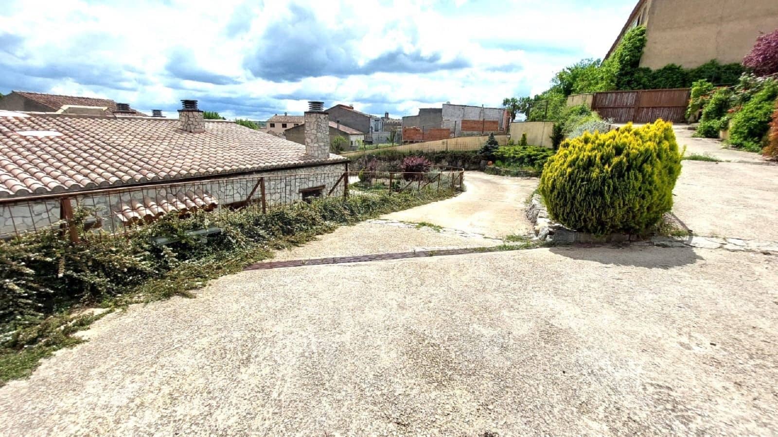 5 bedroom Townhouse for sale in Conesa with pool garage - € 385,000 (Ref: 10173100)