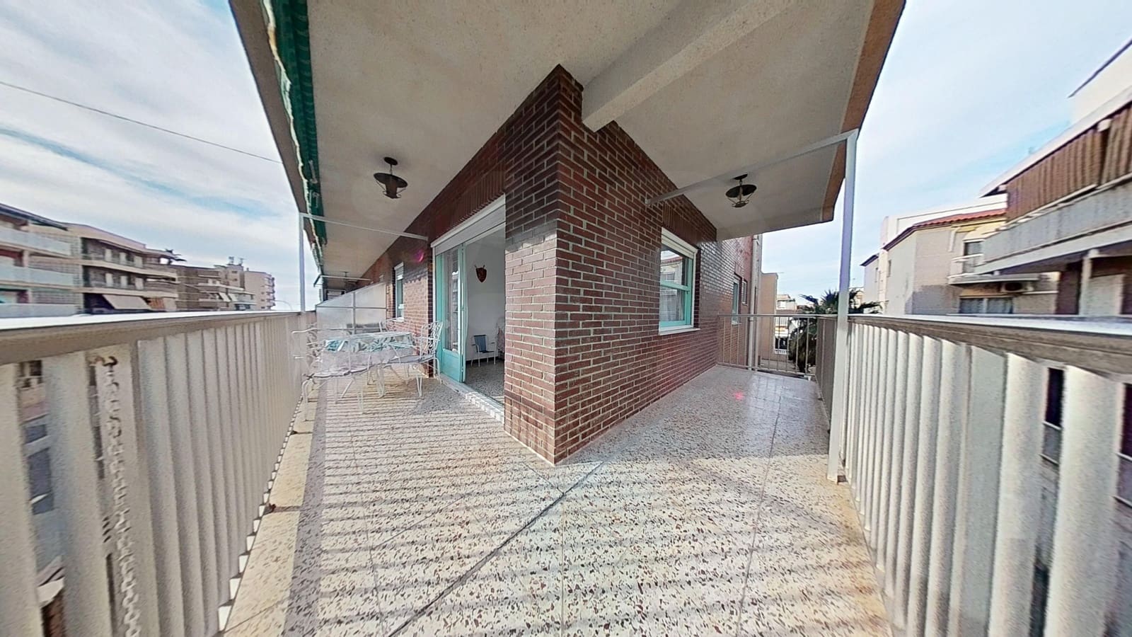 3 Zimmer Apartment zu verkaufen in Santa Pola mit Garage - 180.000 € (Ref: 10173101)
