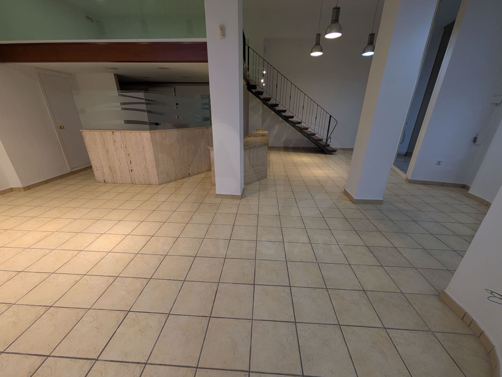 Kommersiell til salgs i Manresa - € 115 000 (Ref: 10173110)