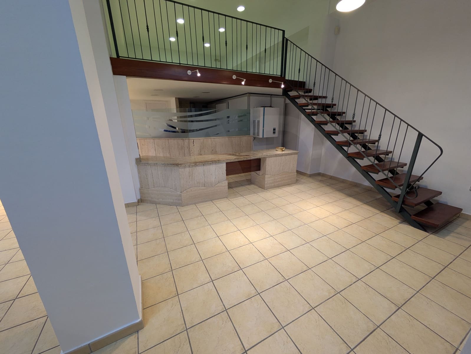 Kommersiell til salgs i Manresa - € 115 000 (Ref: 10173110)