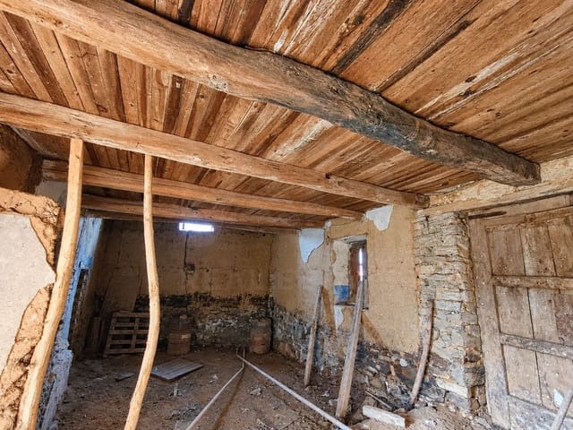 Finca/Herregård til salgs i Valderrey - € 14 900 (Ref: 10173111)