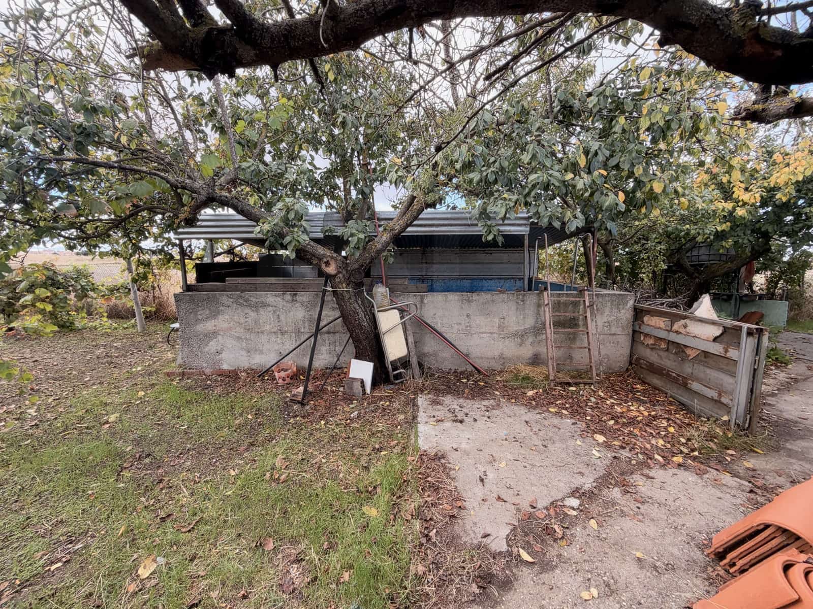 Finca/Country House for sale in Castellanos de Moriscos with pool - € 36,000 (Ref: 10173113)