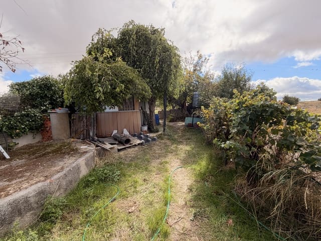 Finca/Landehus til salg i Castellanos de Moriscos - € 36.000 (Ref: 10173113)
