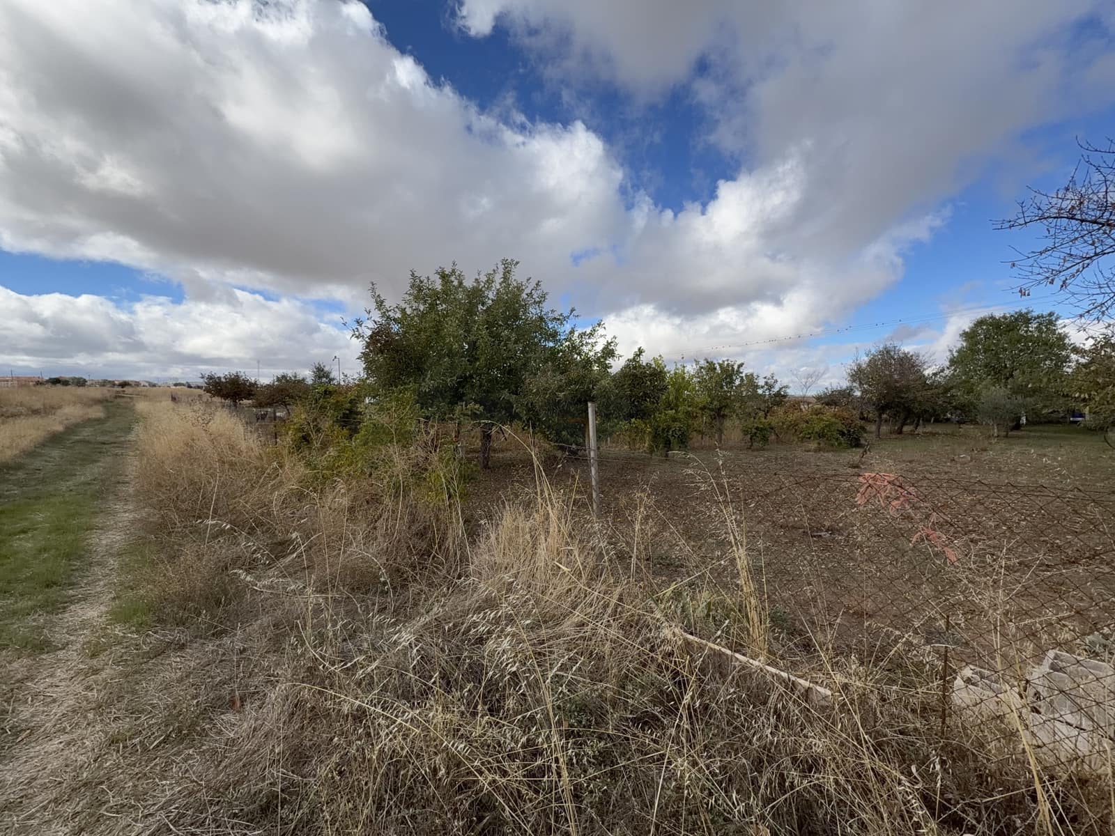 Finca/Hus på landet till salu i Castellanos de Moriscos med pool - 36 000 € (Ref: 10173113)
