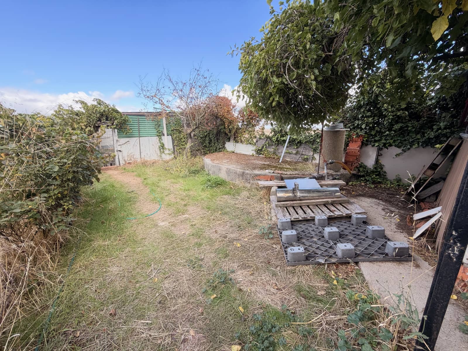 Finca/Hus på landet till salu i Castellanos de Moriscos med pool - 36 000 € (Ref: 10173113)