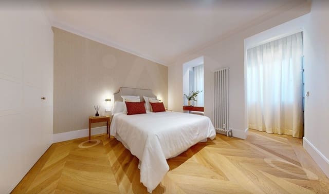 4 soveværelse Lejlighed til salg i Rios Rosas, Madrid by - € 2.295.000 (Ref: 10174275)