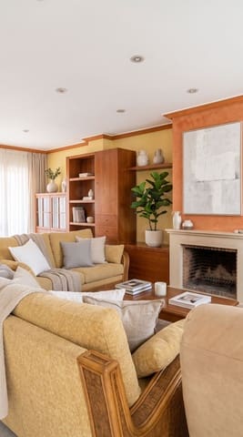 3 soverom Hus til salgs i Sant Vicenç de Montalt med garasje - € 695 000 (Ref: 10174329)