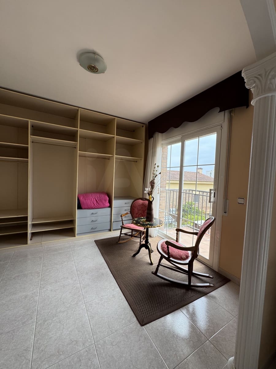 3 soverom Hus til salgs i Sant Vicenc de Montalt med garasje - € 695 000 (Ref: 10174329)