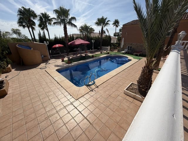5 soveværelse Villa til salg i Coloma  , La Nucia med swimmingpool garage - € 700.000 (Ref: 10174332)