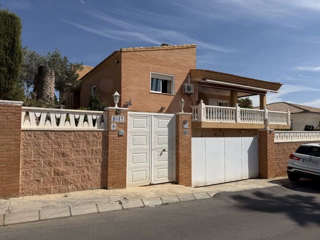 5 soveværelse Villa til salg i Coloma  , La Nucia med swimmingpool garage - € 700.000 (Ref: 10174332)