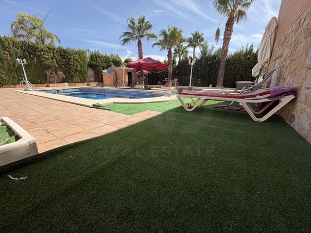 5 soveværelse Villa til salg i Coloma  , La Nucia med swimmingpool garage - € 700.000 (Ref: 10174332)