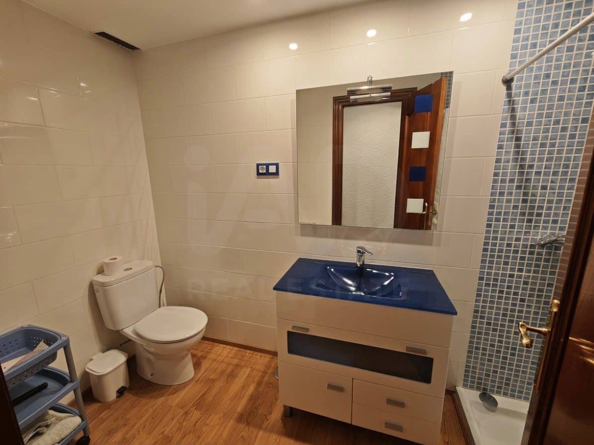 2 bedroom Apartment for sale in Valencia de Don Juan - € 88,900 (Ref: 10174786)