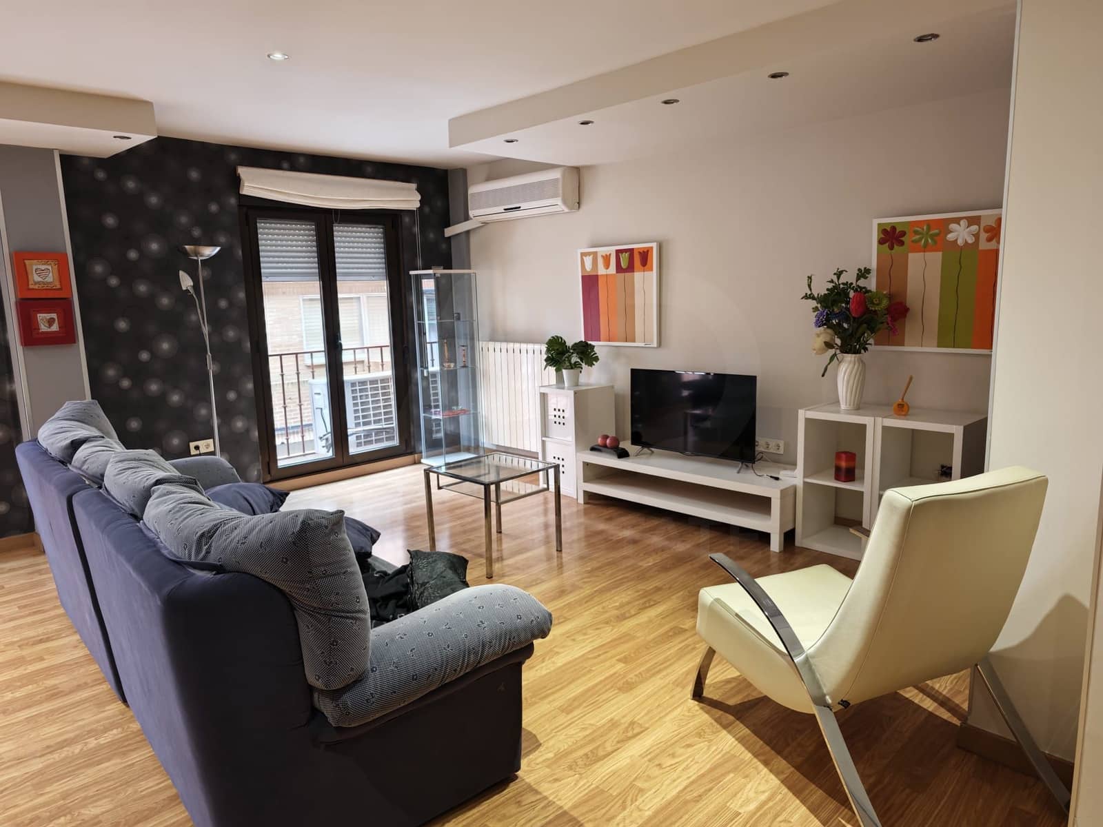 2 bedroom Apartment for sale in Valencia de Don Juan - € 88,900 (Ref: 10174786)