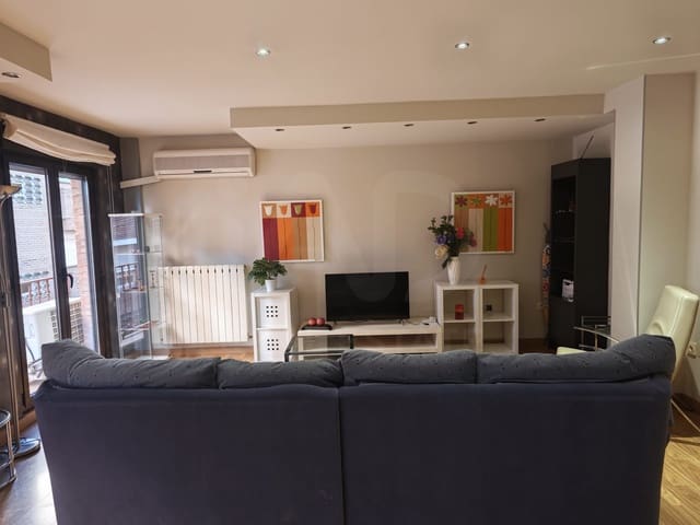 2 bedroom Apartment for sale in Valencia de Don Juan - € 88,900 (Ref: 10174786)