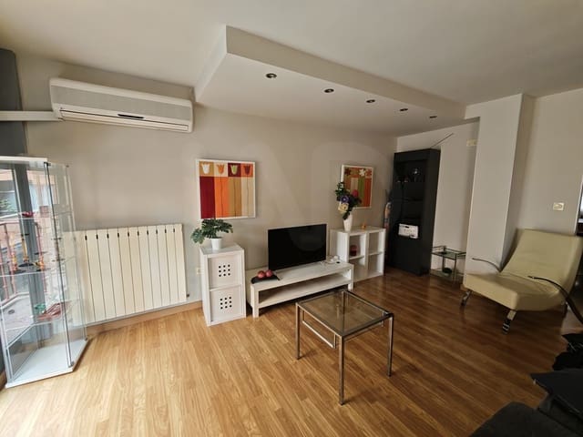 2 bedroom Apartment for sale in Valencia de Don Juan - € 88,900 (Ref: 10174786)