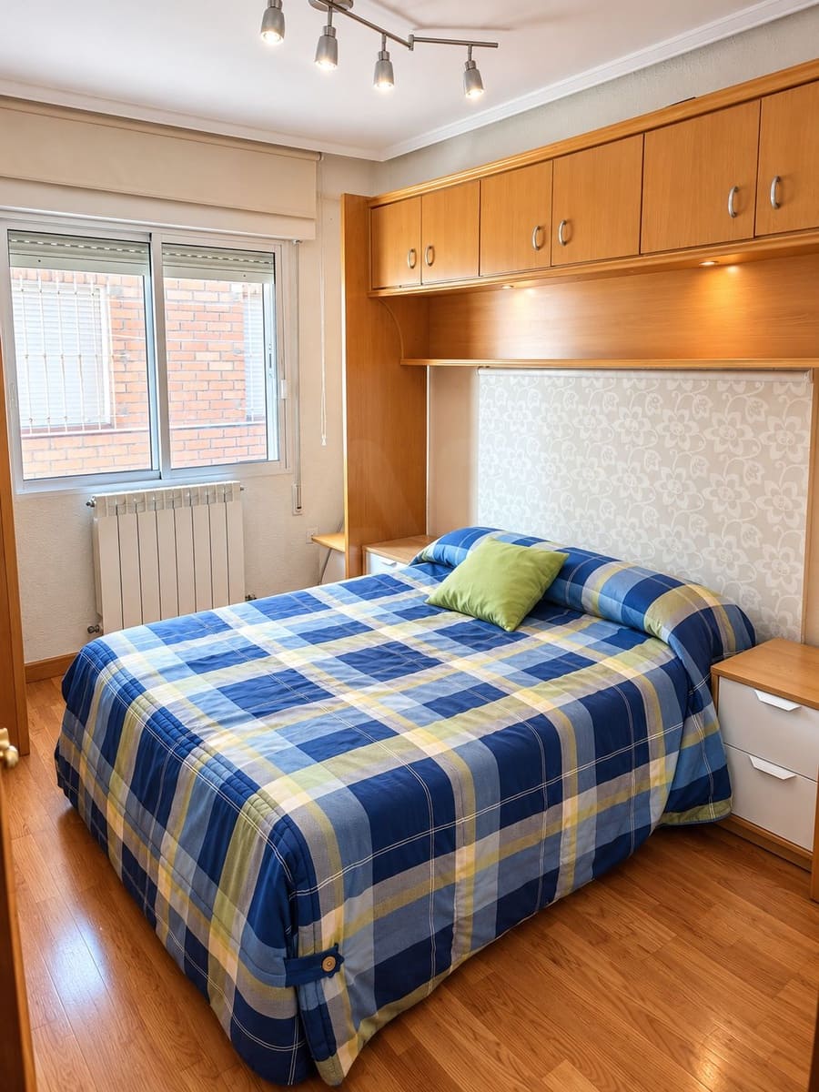2 bedroom Apartment for sale in Valencia de Don Juan - € 88,900 (Ref: 10174786)