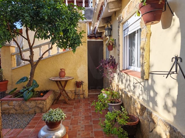 Casa de 3 habitaciones en Mont-roig del Camp en venta - 171.000 € (Ref: 10174788)