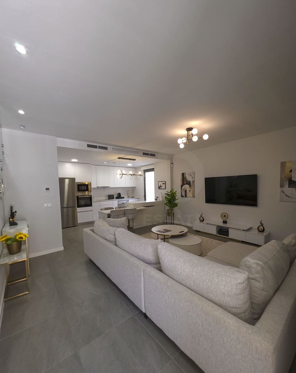 3 soverom Kjedet enebolig til salgs i Mijas med svømmebasseng garasje - € 710 526 (Ref: 10174855)