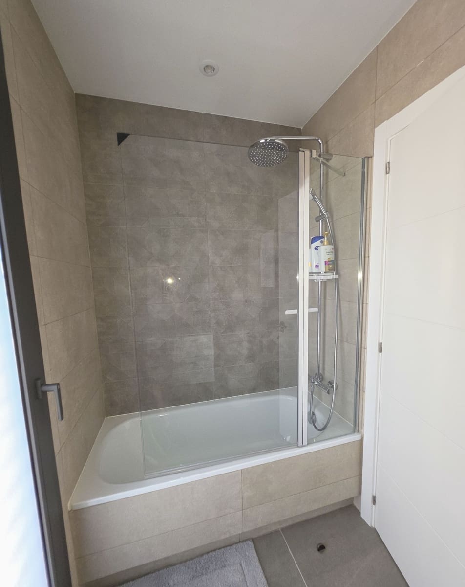 3 soverom Kjedet enebolig til salgs i Mijas med svømmebasseng garasje - € 710 526 (Ref: 10174855)