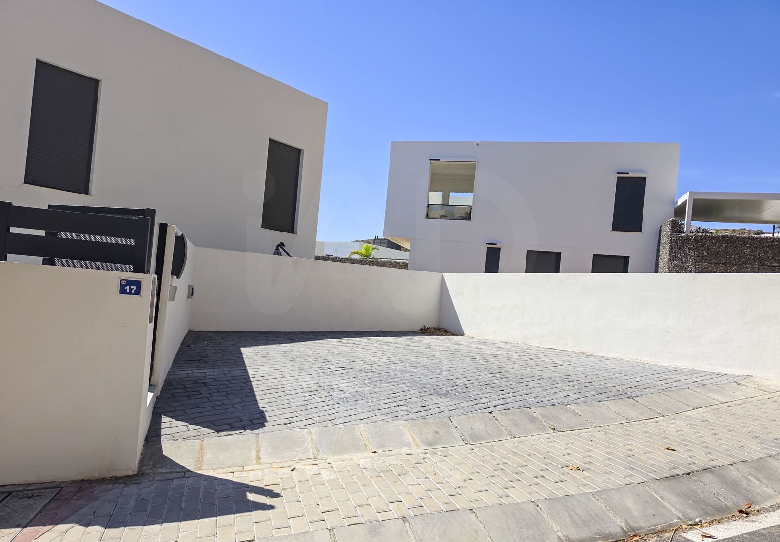 3 soverom Kjedet enebolig til salgs i Mijas med svømmebasseng garasje - € 710 526 (Ref: 10174855)