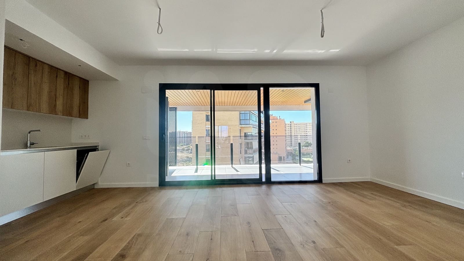 2 soveværelse Lejlighed til salg i Alicante by med swimmingpool - € 525.000 (Ref: 10174856)
