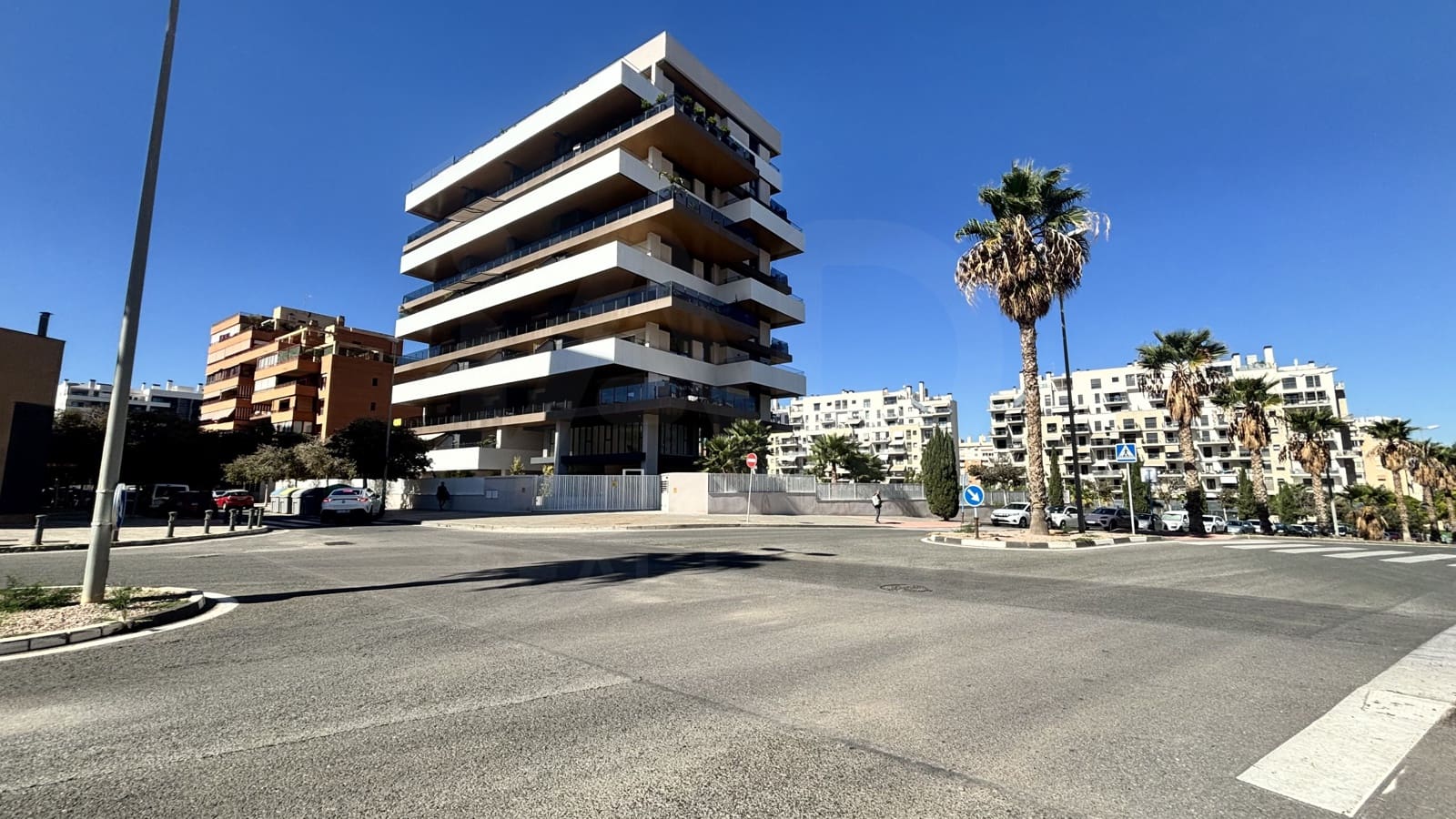 2 soveværelse Lejlighed til salg i Alicante by med swimmingpool - € 525.000 (Ref: 10174856)