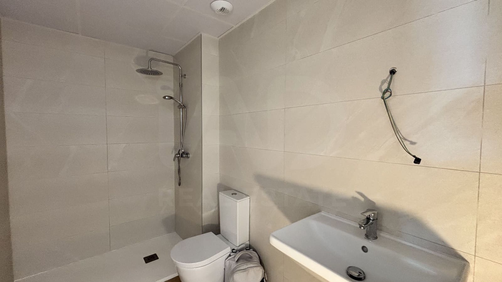 2 soveværelse Lejlighed til salg i Alicante by med swimmingpool - € 525.000 (Ref: 10174856)