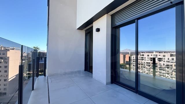 2 soveværelse Lejlighed til salg i Playa de San Juan, Alicante by med swimmingpool - € 525.000 (Ref: 10174856)