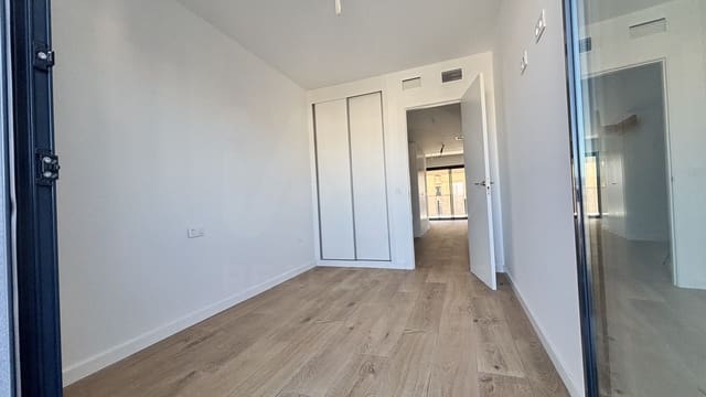2 soveværelse Lejlighed til salg i Playa de San Juan, Alicante by med swimmingpool - € 525.000 (Ref: 10174856)
