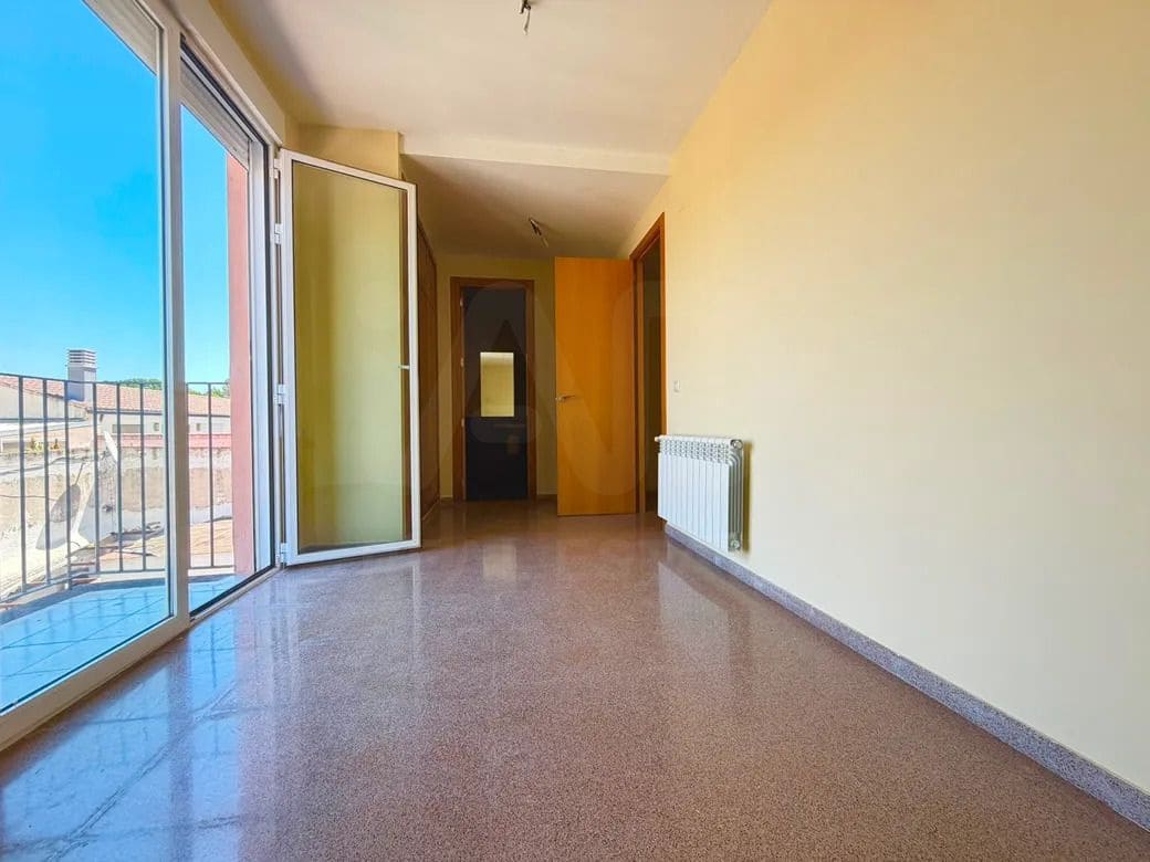 4 chambre Villa/Maison Mitoyenne à vendre à Castello de Rugat avec piscine - 149 000 € (Ref: 10175931)
