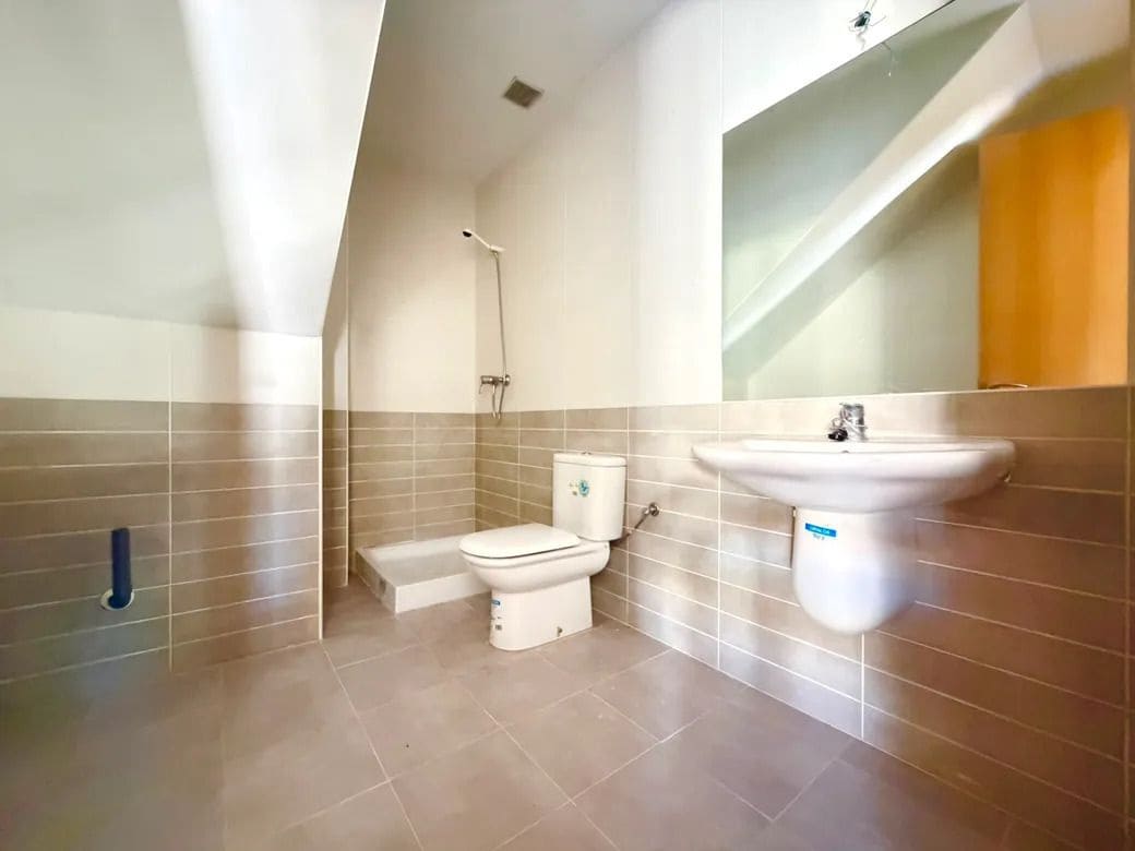 4 chambre Villa/Maison Mitoyenne à vendre à Castello de Rugat avec piscine - 149 000 € (Ref: 10175931)