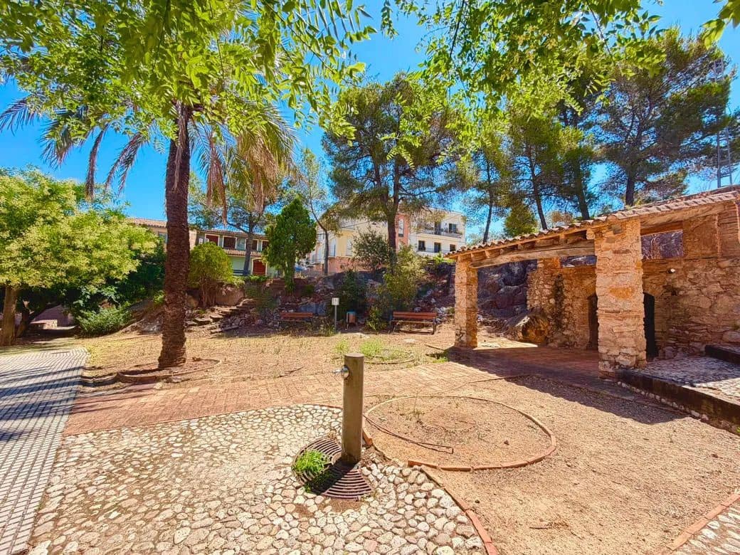 4 chambre Villa/Maison Mitoyenne à vendre à Castello de Rugat avec piscine - 149 000 € (Ref: 10175931)