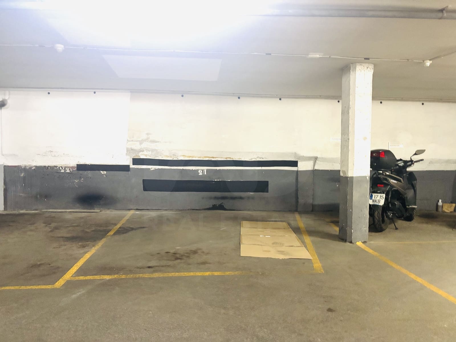 Autotalli myytävänä paikassa Barcelona kaupunki - 29 500 € (Ref: 10175939)