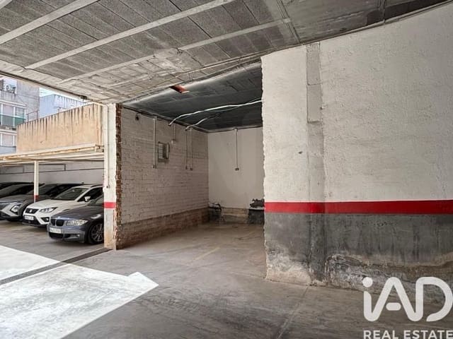 Garasje til salgs i Bonavista, Tarragona by - € 18 000 (Ref: 10175945)