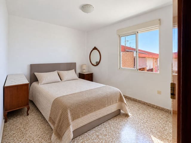 4 Zimmer Apartment zu verkaufen in Caleta de Vélez, Vélez-Málaga - 350.000 € (Ref: 10175947)