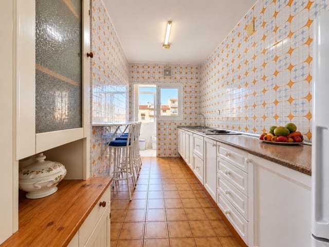 4 Zimmer Apartment zu verkaufen in Caleta de Vélez, Vélez-Málaga - 350.000 € (Ref: 10175947)