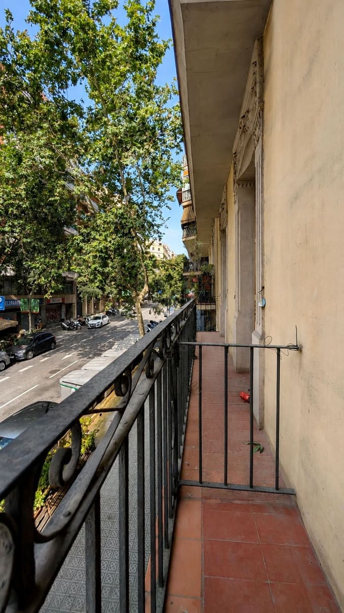 Apartamento de 4 habitaciones en Barcelona ciudad en venta - 469.000 € (Ref: 10176211)