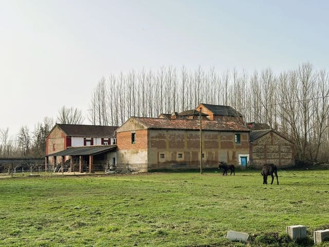 3 camera da letto Finca/Casa di Campagna in vendita in San Andrés del Rabanedo con garage - 429.000 € (Rif: 10176219)
