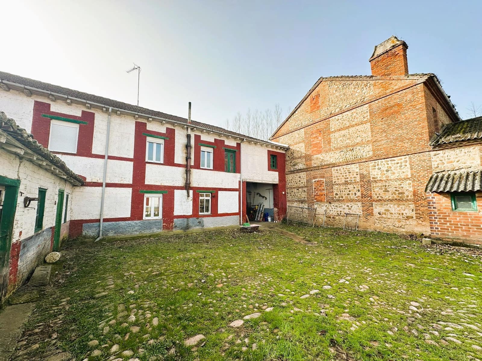 3 Zimmer Finca/Landgut zu verkaufen in San Andres del Rabanedo mit Garage - 429.000 € (Ref: 10176219)