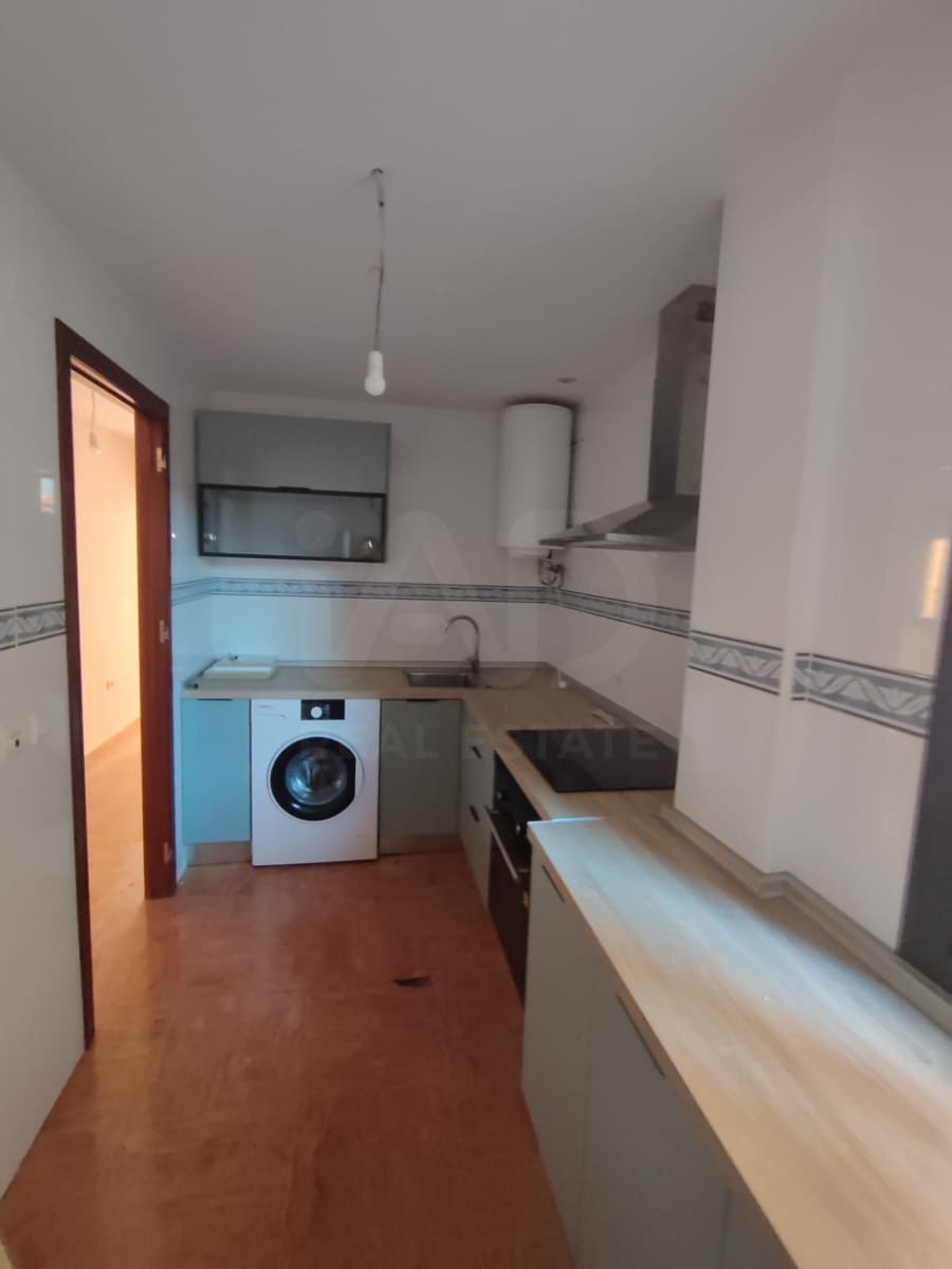 3 slaapkamer Appartement te koop in Cimanes del Tejar - € 54.900 (Ref: 10176221)