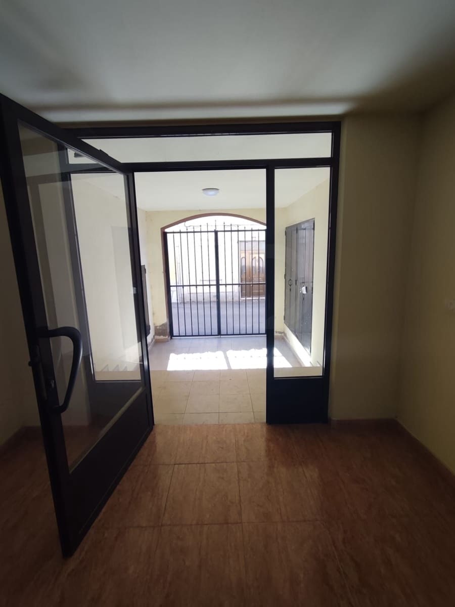 3 slaapkamer Appartement te koop in Cimanes del Tejar - € 54.900 (Ref: 10176221)