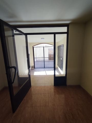 3 slaapkamer Appartement te koop in Cimanes del Tejar - € 54.900 (Ref: 10176221)