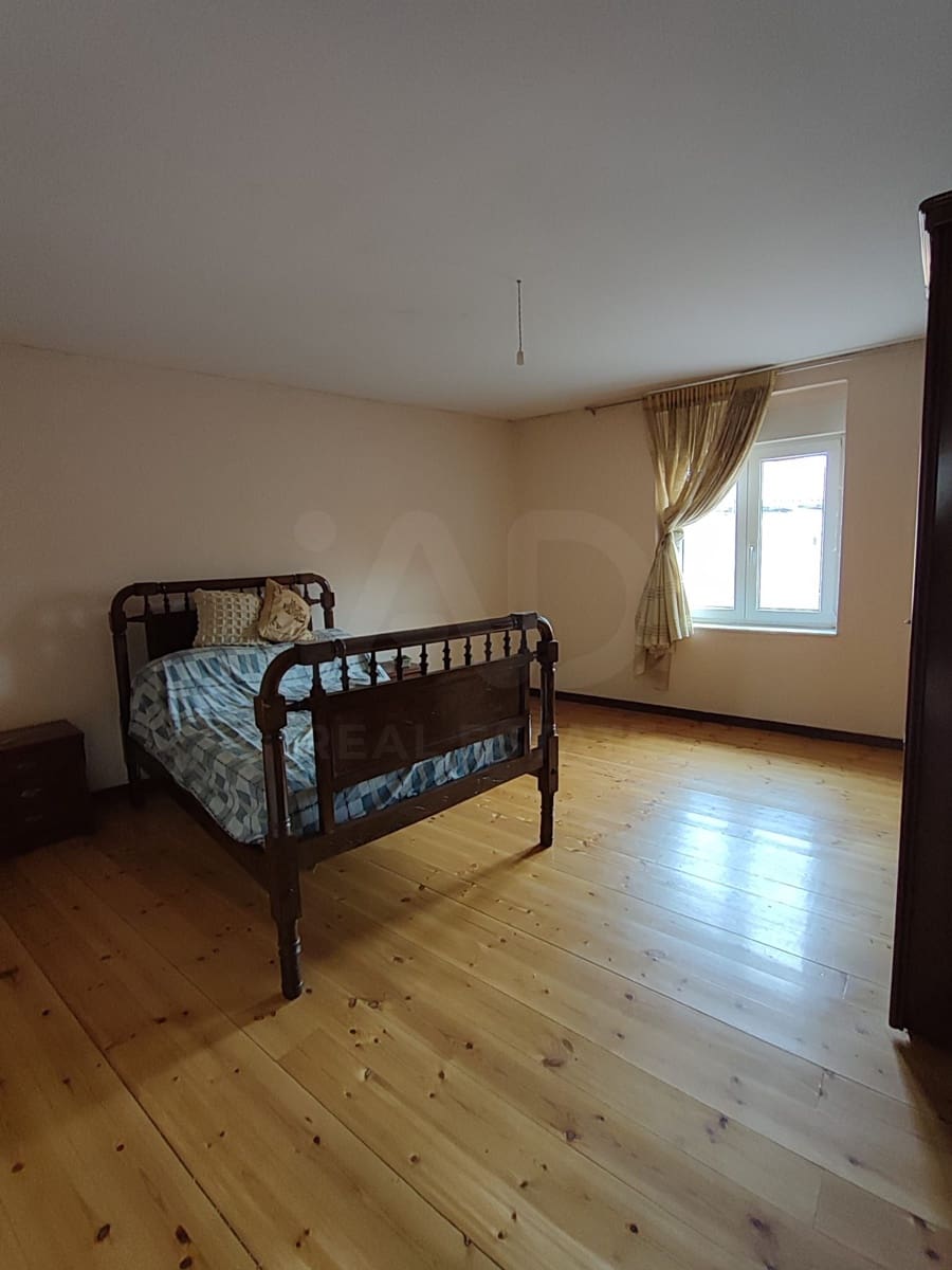 Casa de 6 habitaciones en Veguellina de Orbigo en venta con garaje - 109.900 € (Ref: 10176248)