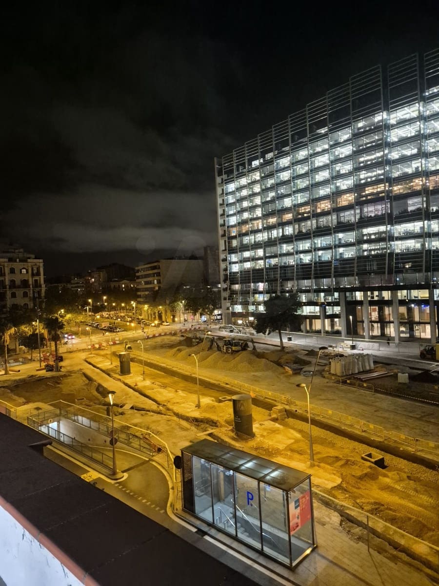 2 soverom Penthouse til salgs i Barcelona by - € 380 000 (Ref: 10177105)