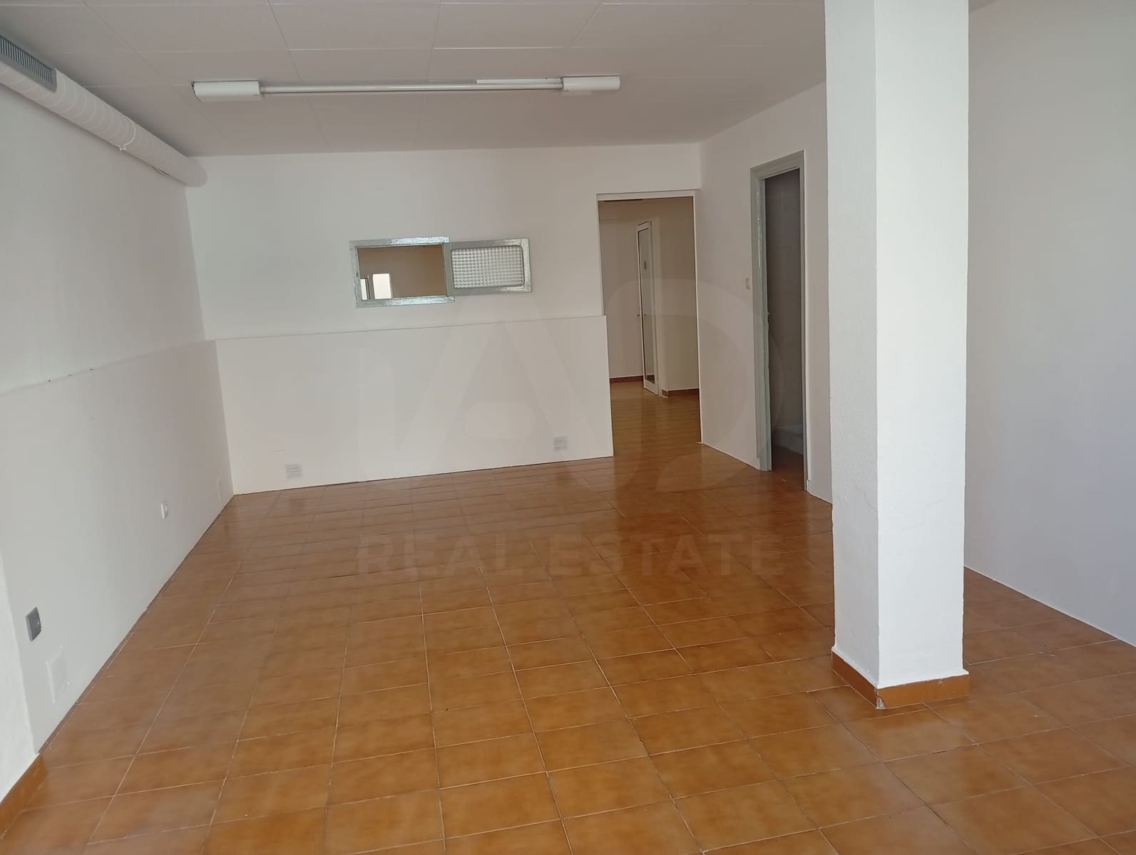 Local Commercial à vendre à L'Aldea - 44 900 € (Ref: 10179405)